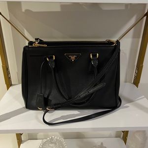 Prada Saffiano Galleria Black